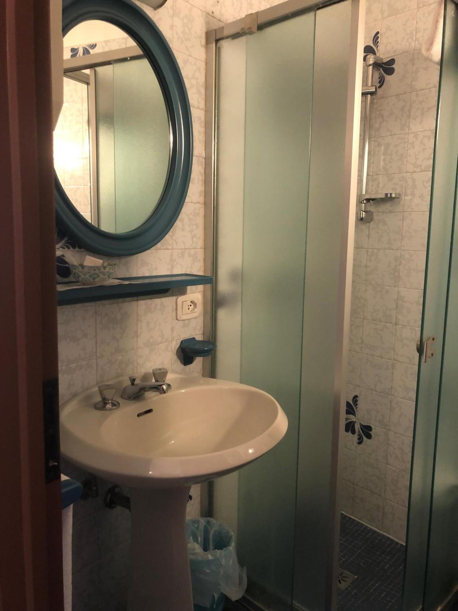 Hotel Sole Holiday Арко Экстерьер фото